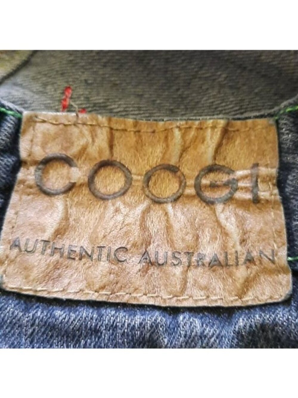 Coogi Australia Vintage Embroidered Denim Jeans Size W38 L34 - Picture 10 of 16
